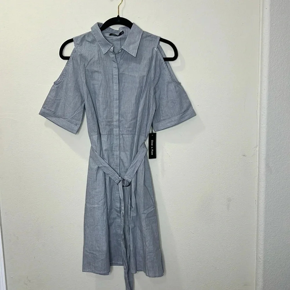 Doe & Rae Cut out shoulder sleeve Dress